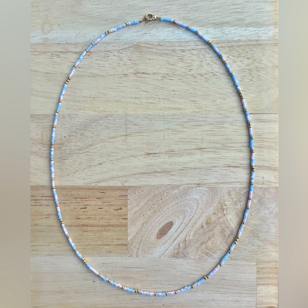 Sky necklace - Handmade miyuki delicas seed bead necklace
Lilac and agate blue